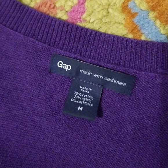 Gap purple sweater - Picture 2 of 4